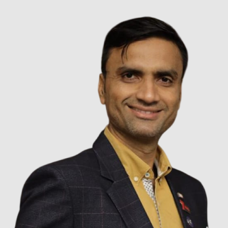 Photo of Sameer Desai, Co-Founder of The Franchise Insiider